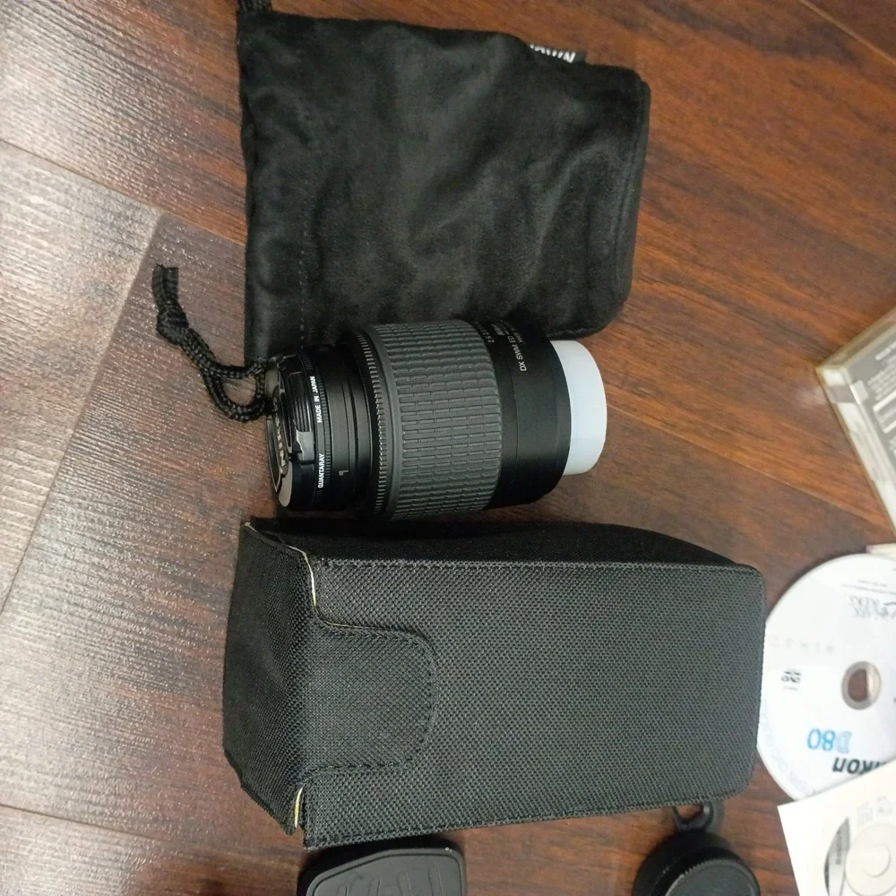 Nikon D80 10.2MP Digital SLR Camera Bundle 18-55mm VR 55-200mm ED 32GB Card Case